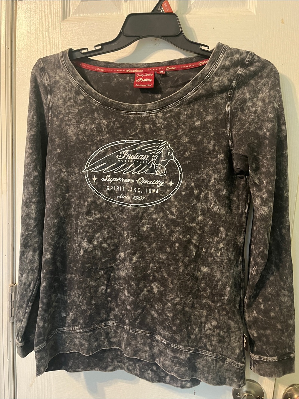 Indian Motorcycle Women's Black Mineral Wash Long-Sleeve Tee